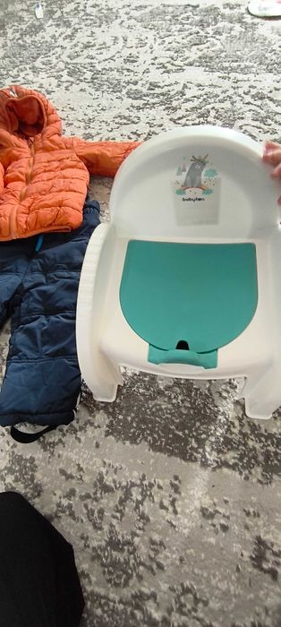 Продам детский столик и коляску