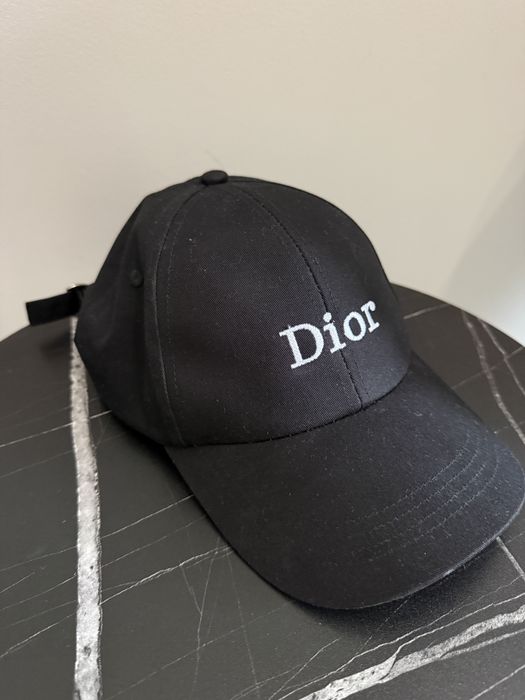 Sapca Dior dupe