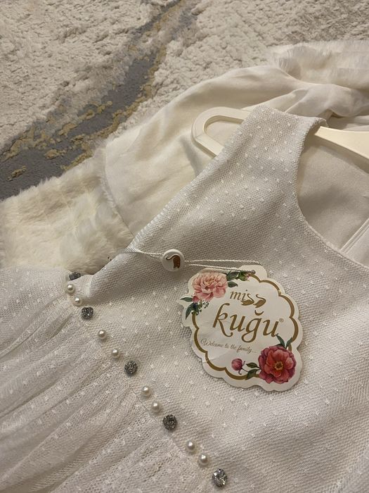 Детское платье белое