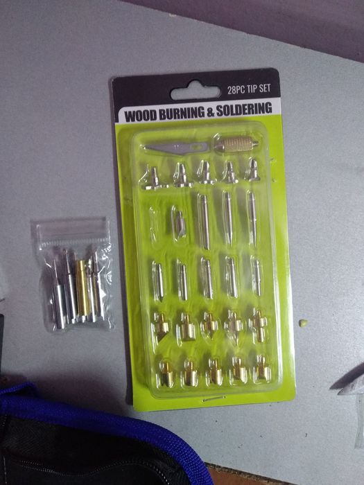 Янги паяльник сотилади комплект