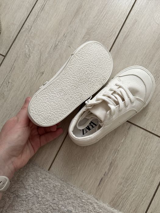 Кеды ZARA kids 25, 27 размер