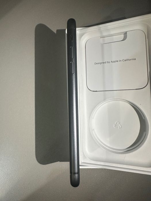 iPhone 11 64gb black