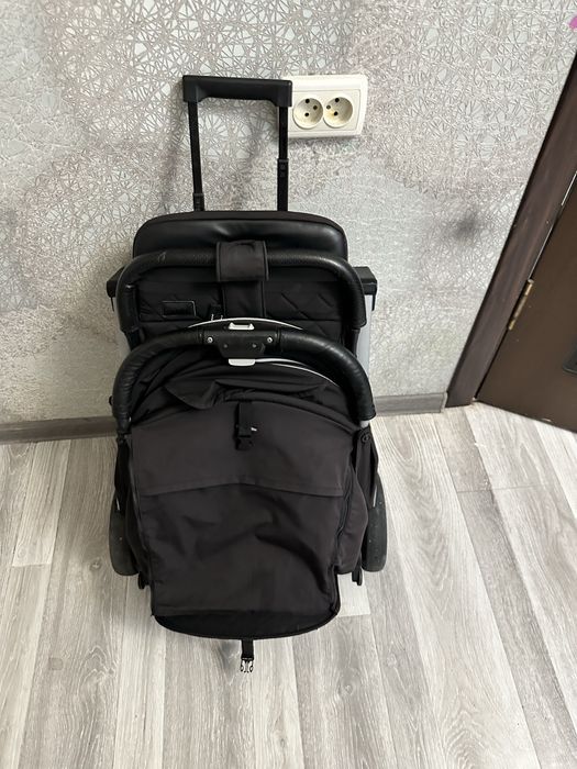 Продам прогулочную коляску Luxmom