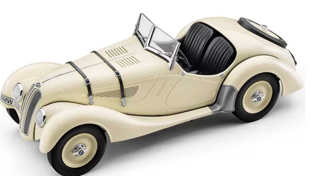 Macheta originala Bmw 328 scara 1:18