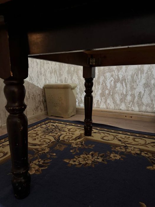 Кухонный стол продается