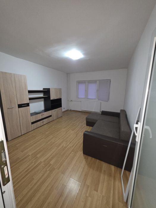 Ap 1 cameră ,conf I , PARTER ,34 mp utili ,pța Rogerius