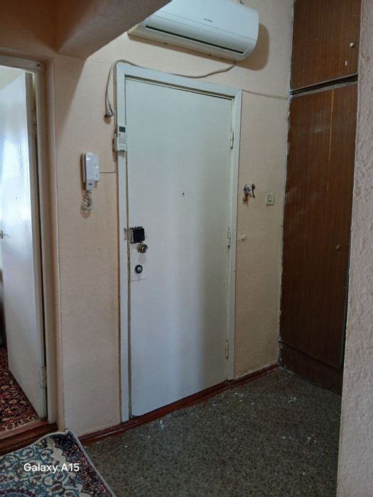 Тинчлик метрода уй сотилади