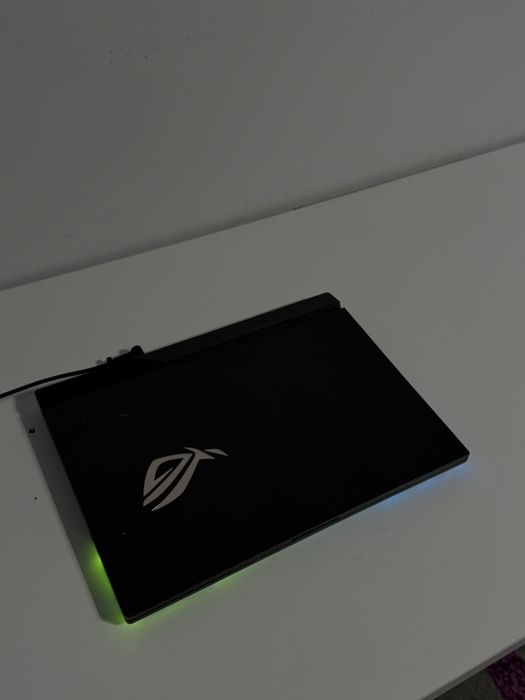 Ноутбук Asus Rog Stix