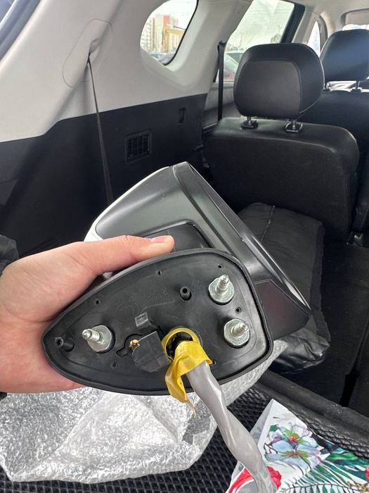 Зеркало от машины боковое правое