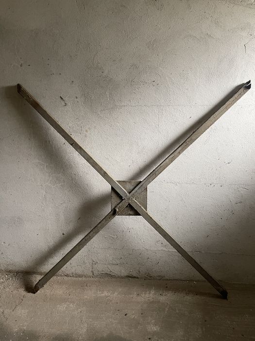 Vand structura metalica (STALPI si CONTRAVANTUIRI)