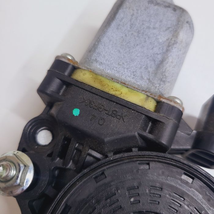 Моторчик стеклоподъемника KIA