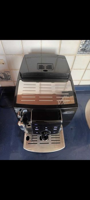 Кафемашина Delonghi