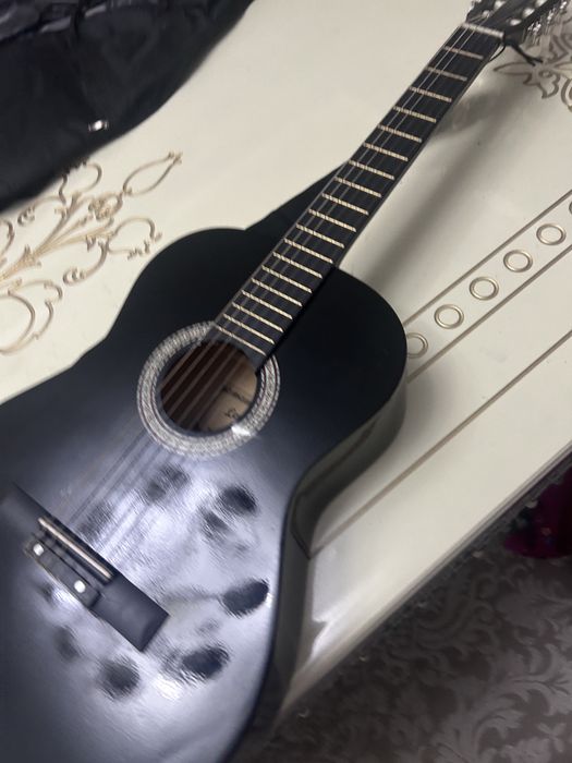 Гитара сатылады срочно