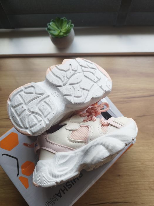 Детски маратонки за момиче 21 номер