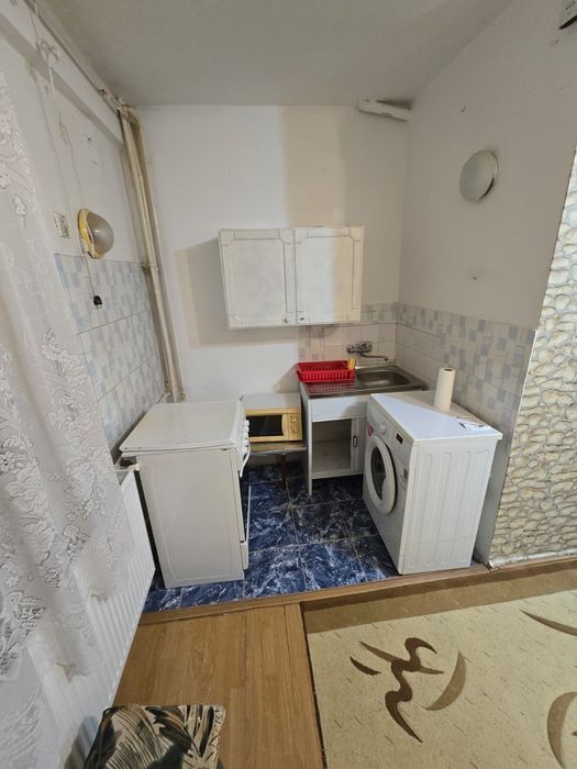 De închiriat garsoniera metrou Eroii Revolutiei