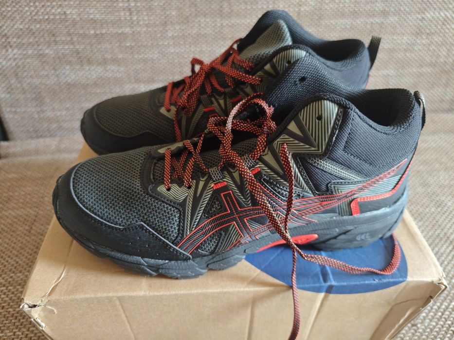Semighete barbati asics gel venture 8 mid  pret fix