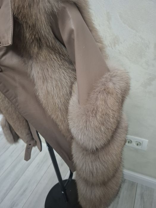 Haina de blana vulpe si piele naturala mărimea S
