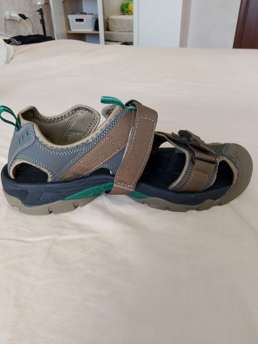 Сандали новые, размер 40