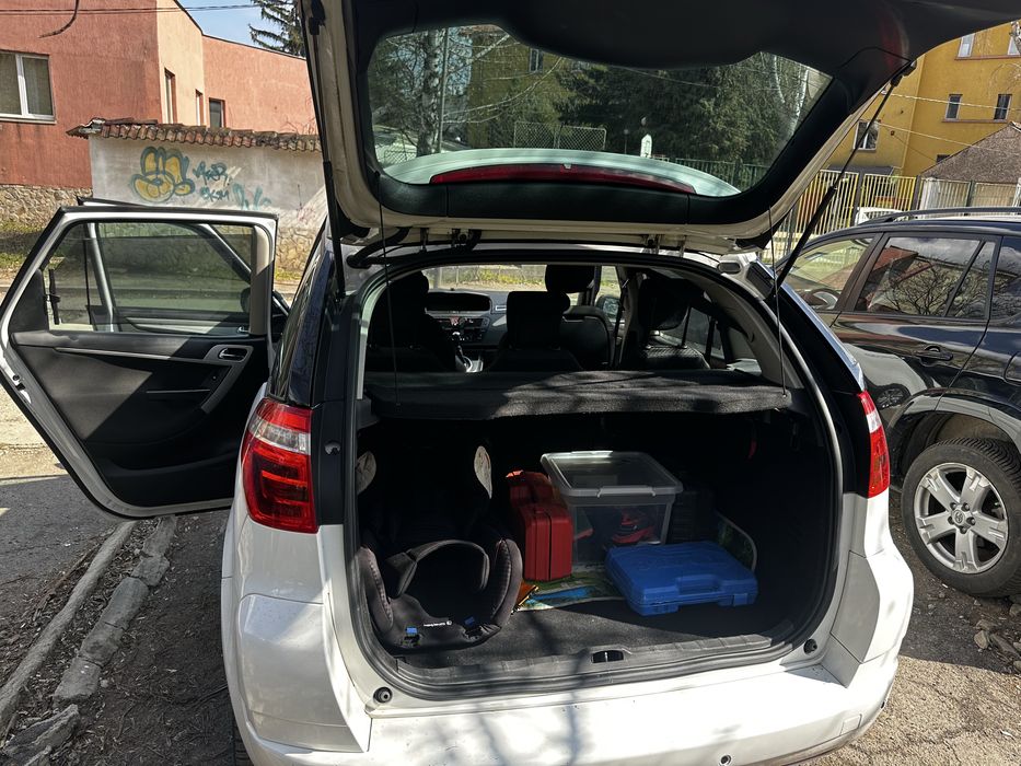 Продавам Citroën Grand C4 Picasso 2009 г.