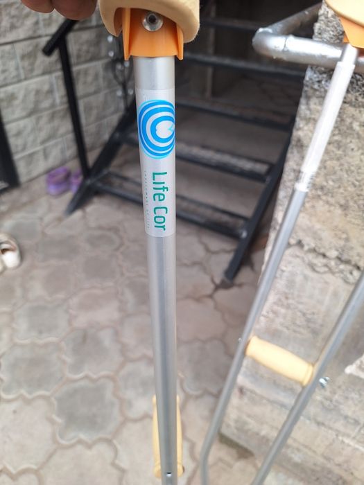 Костыли почти новые