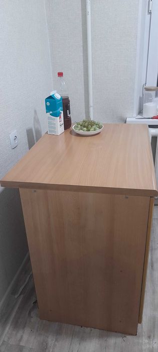 Шкаф кухонный  с дверцами