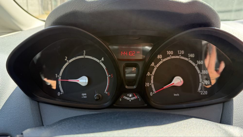 Ford Fiesta MK7 / Форд Фиеста / 1.4 TDCi / 68к.с. / 2010г. / На ЧАСТИ