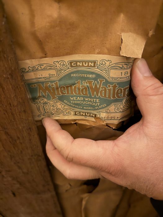 Стари огледала с дървени рамки