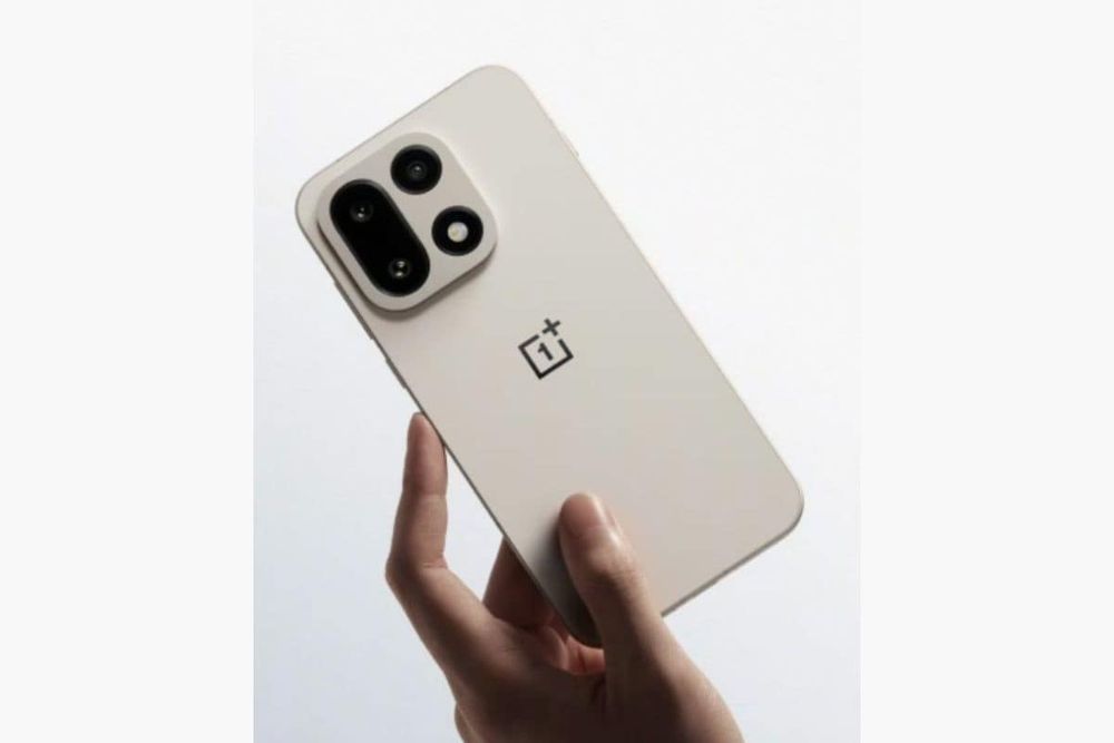One plus 15  12/256 holati yangi