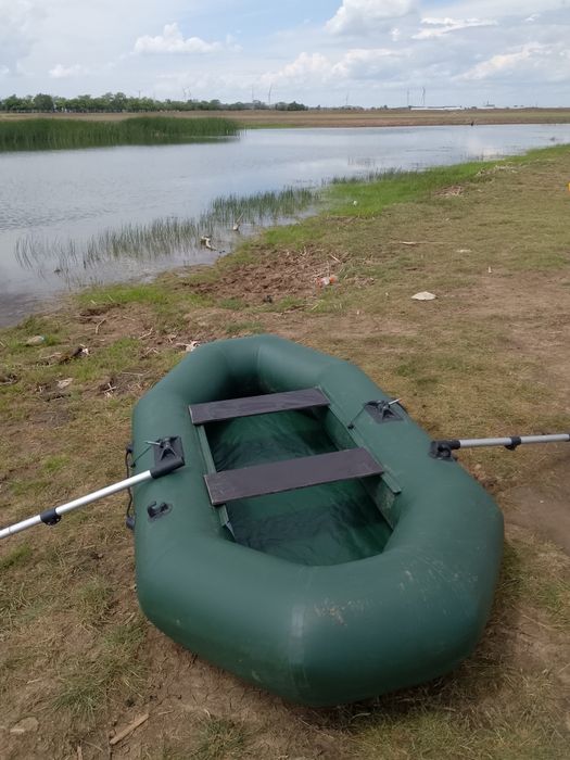 Продам лодку BRIZ 240