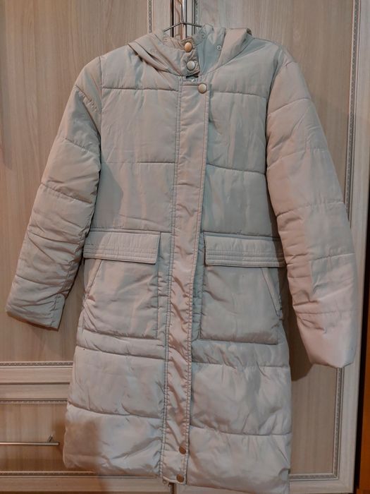 Продам женские куртки