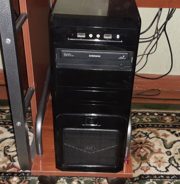 Компьютер core i7 в идеальном состоянии