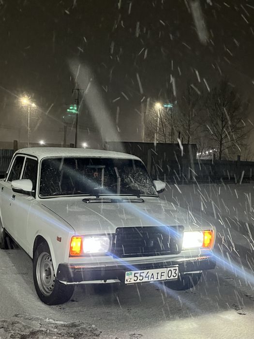 Продам авто ваз 2107