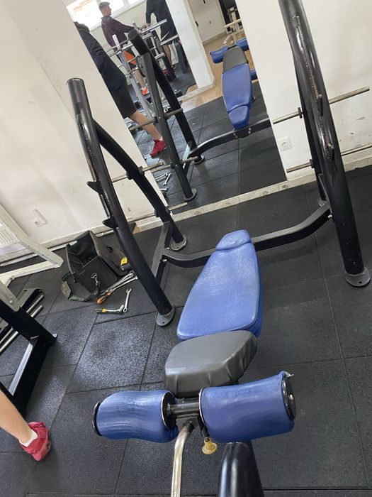 Aparate fitness technogym