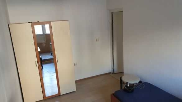 Дава се под наем Едностаен апартамент в Бургас, Възраждане - 40 кв.м за 135 € - Снимка #2