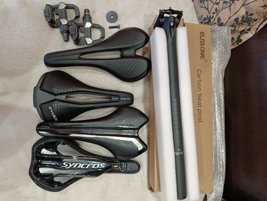 Карбонови Елементи Седалка Колче карбон