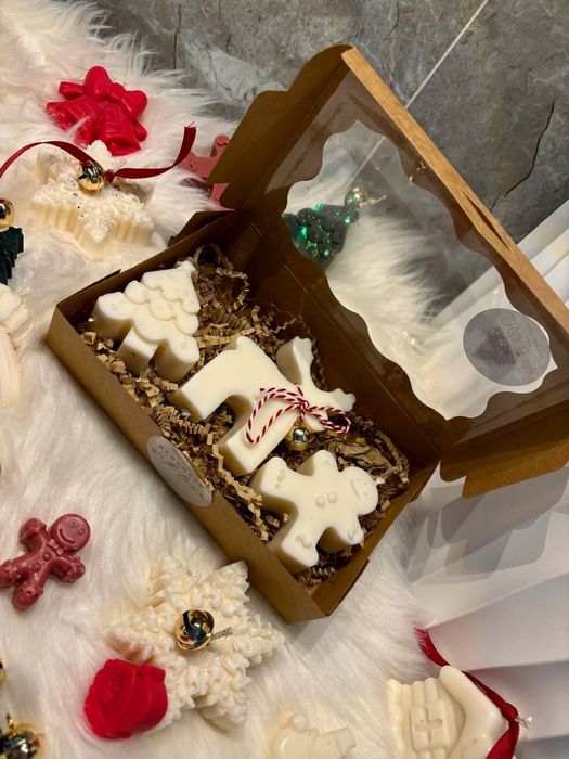 Lumanari si aranjamente handmade.