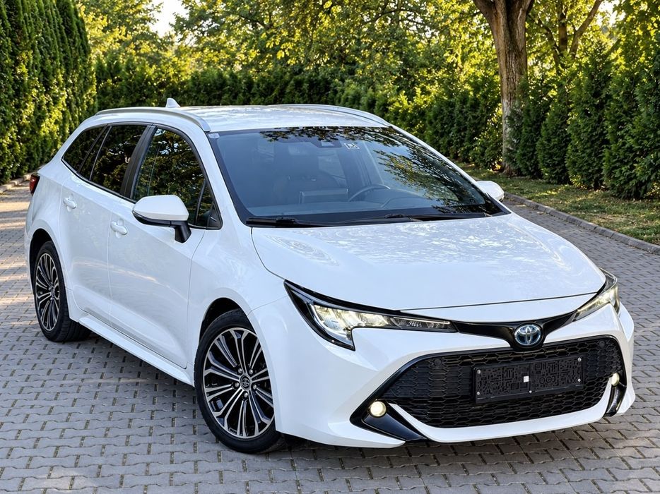 TOYOTA Corolla 2023 — imagine 2