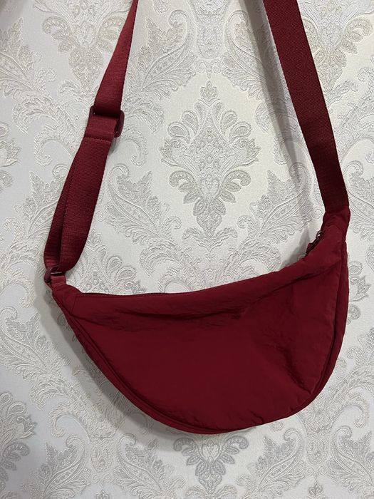 Сумка-бананка Uniqlo