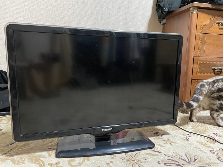 Телевизор Philips 32” Full HD