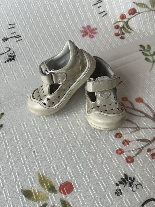 Детская обувь на первые шаги