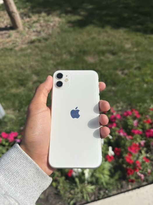 Айфон 11 64GB ..