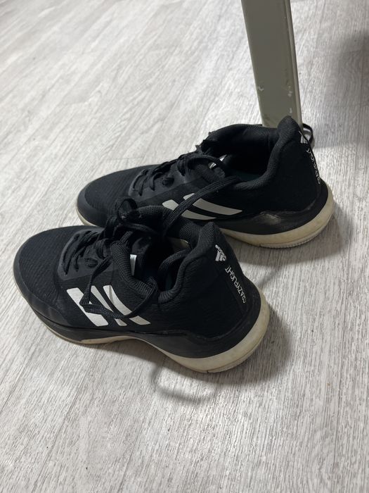 Адидас крейзи флайт