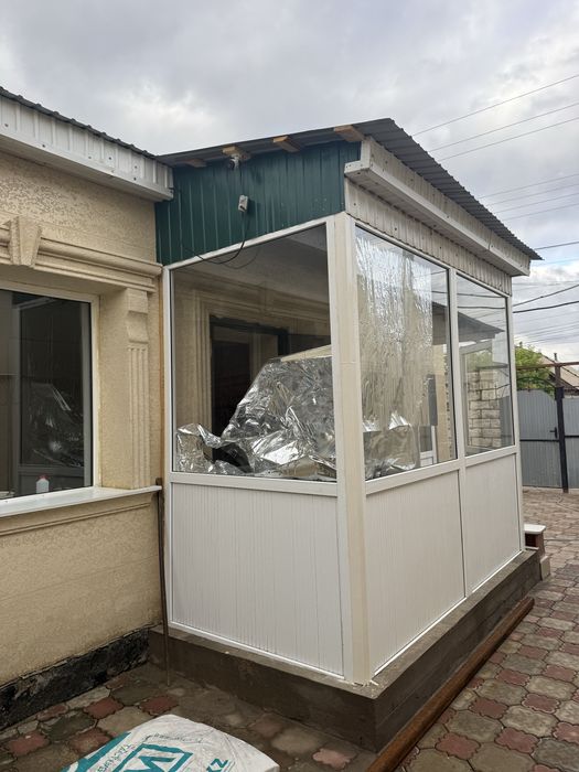 Продам пластиковый перегородка