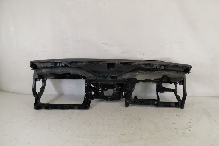 Оригинална Арматурна Табло в Добро Състояние Фолксваген ВВ Тигуан / Vo