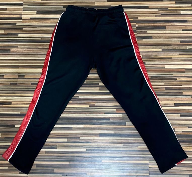 Vând compleu nou de bărbați Made by Society