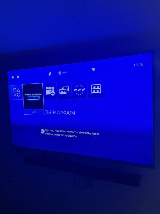 PS 4 + 1 Controller + 2 jocuri