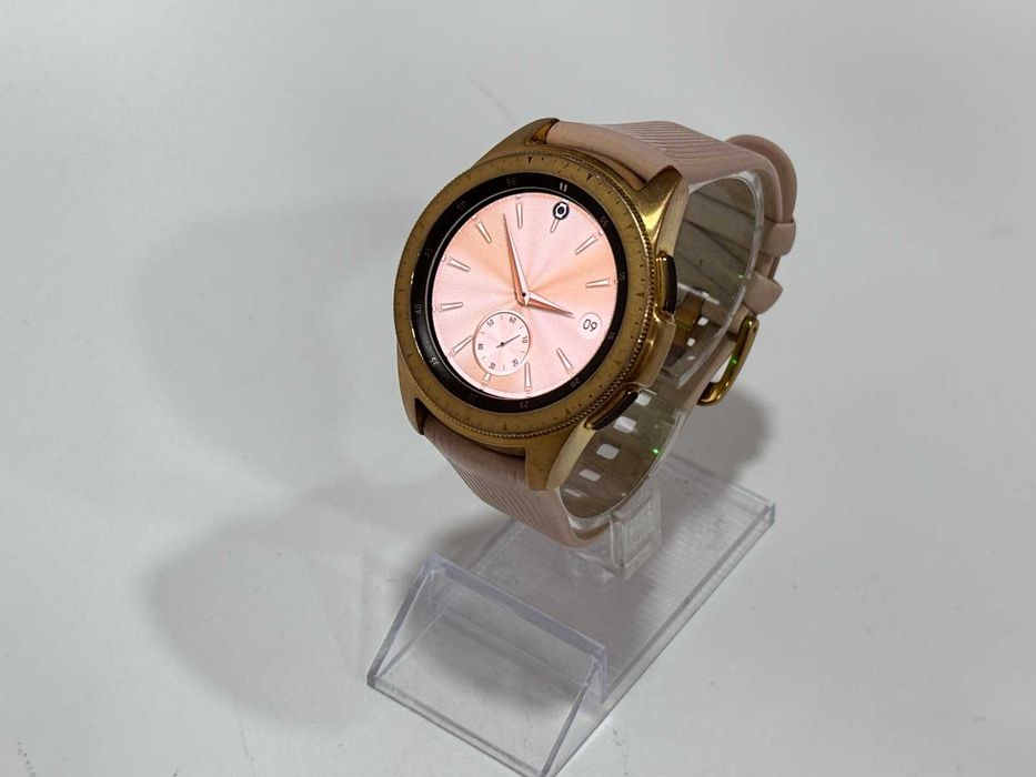 Смарт Часовник - Samsung Watch SM-R810