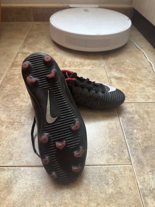 Детски черни бутонки NIKE