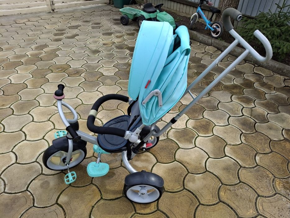 Vând tricicleta copii