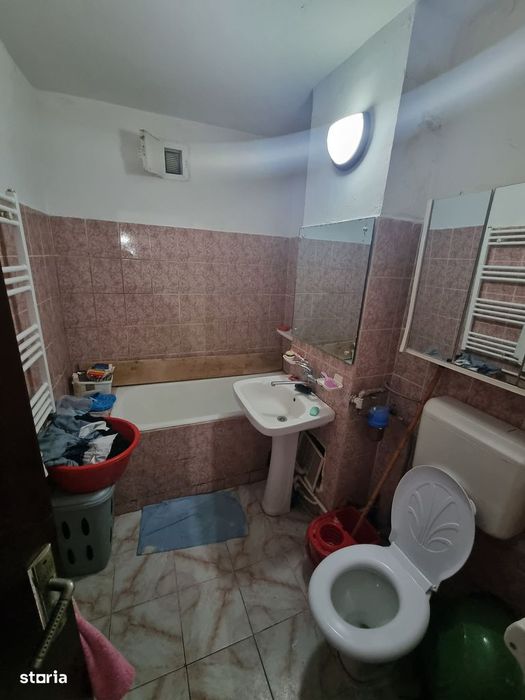 4 Camere Dacia, 2 Bai, 2 Ap Pe Palier